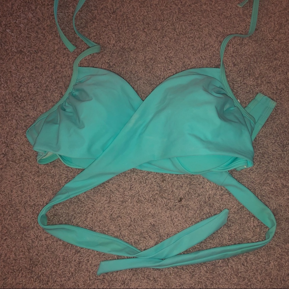 Victoria’s Secret Wrap Around Bikini Top